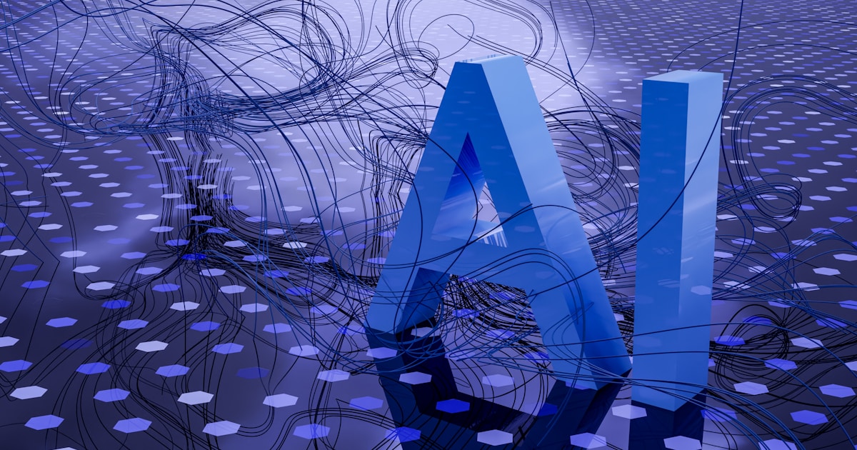 Empreendedor usando inteligência artificial no notebook para gerenciar pequeno negócio